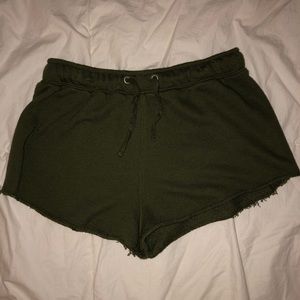 Army green lounge short